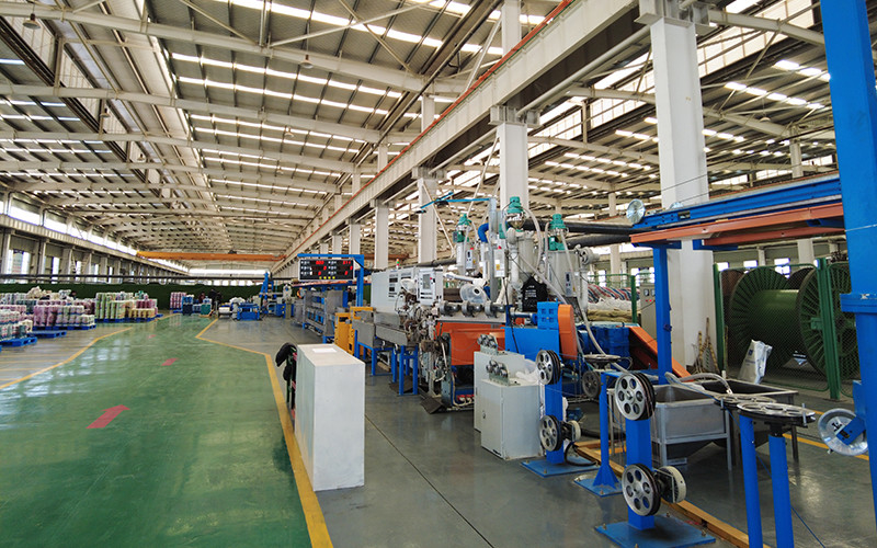Wuxi Hengtai Cable Machinery Manufacture Co., Ltd dây chuyền sản xuất của nhà sản xuất